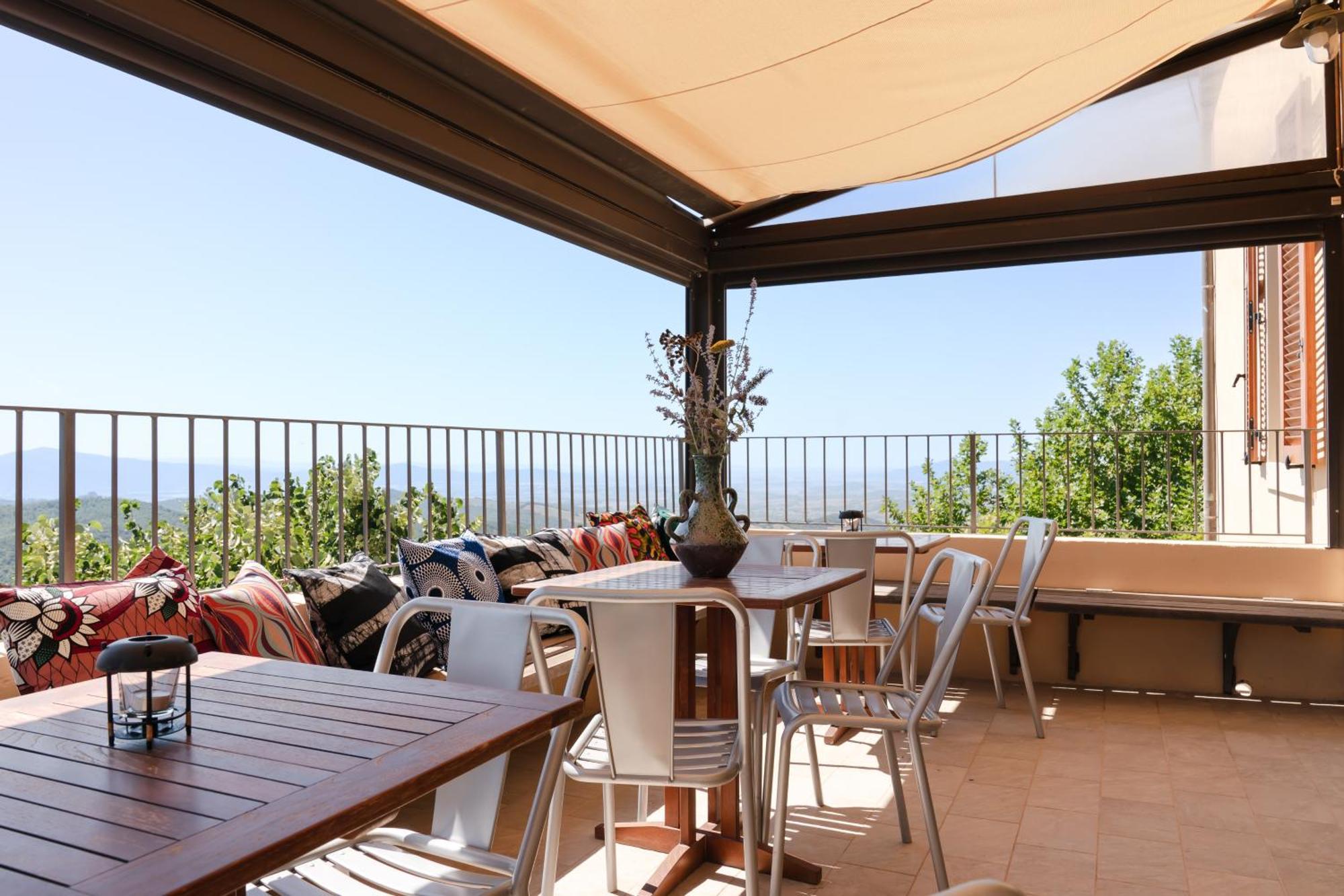 La Fattoria Di Tatti Bed & Breakfast Exterior photo