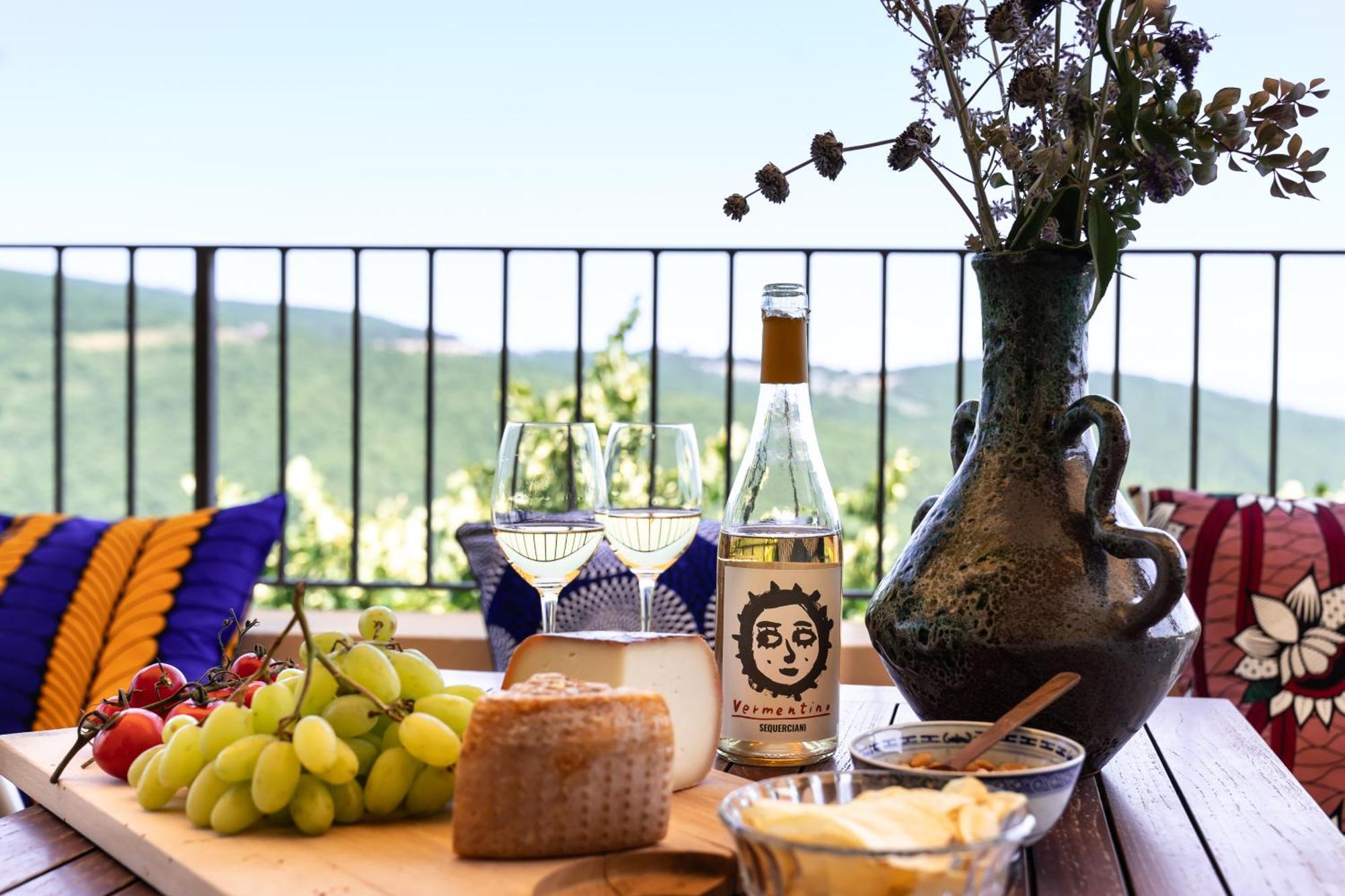 La Fattoria Di Tatti Bed & Breakfast Exterior photo